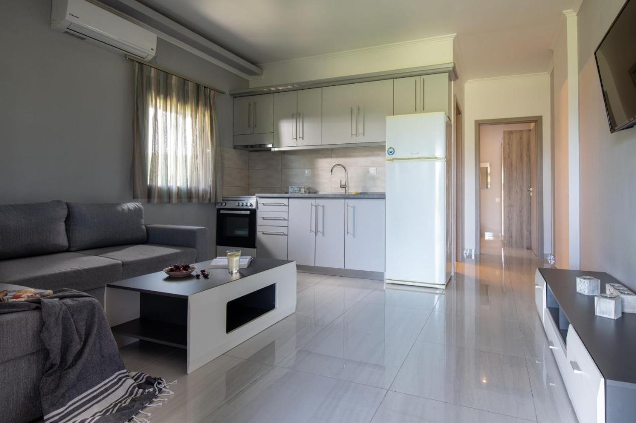Ferienwohnung Exochiko Kalamitsi Exterior foto